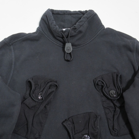 Stone Island Multi Detail Pocket Mock Neck Sweatshirt Black 751560519V0029 L - Picture 2 of 12